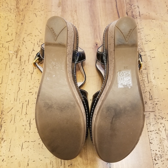 Prada black patent wedge sandals, size 38, excellent condition - Picture 7 of 8